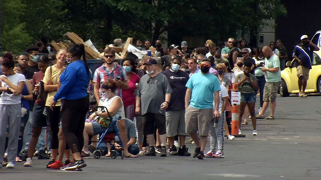 unemployment line frankfort ky 6-17-20 (3).jpg